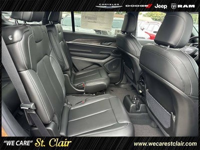 2027 Jeep Grand Cherokee GRAND CHEROKEE L LIMITED 4X4