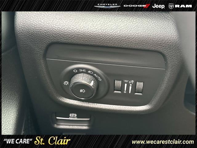 2027 Jeep Grand Cherokee GRAND CHEROKEE L LIMITED 4X4