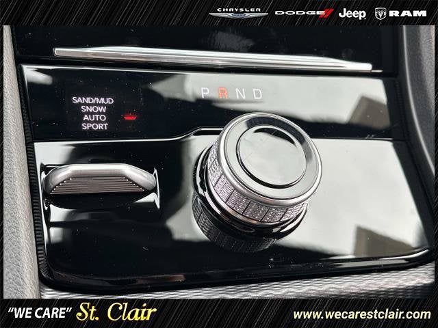 2027 Jeep Grand Cherokee GRAND CHEROKEE L LIMITED 4X4