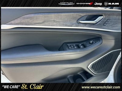 2026 Jeep Grand Cherokee GRAND CHEROKEE L LIMITED RESERVE 4X4