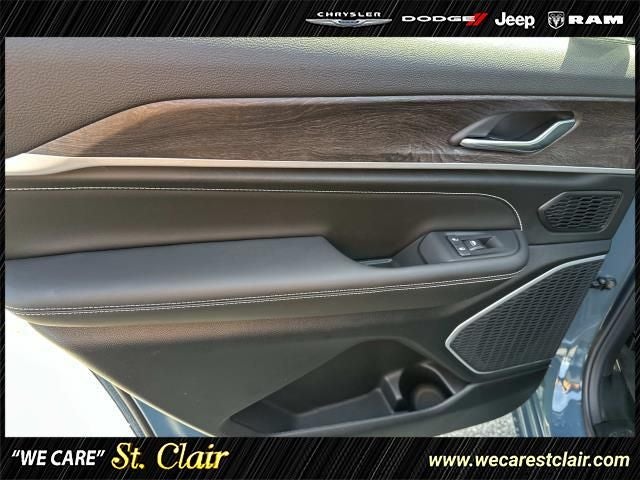 2026 Jeep Grand Cherokee GRAND CHEROKEE L LIMITED RESERVE 4X4