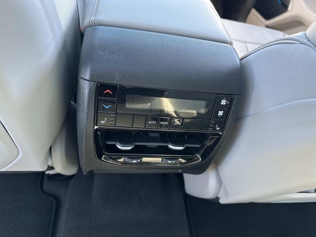 2022 Jeep Grand Cherokee L Overland 4x4