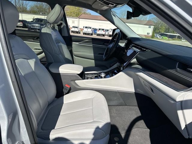 2022 Jeep Grand Cherokee L Overland 4x4