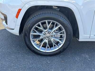 2022 Jeep Grand Cherokee L Summit 4x4