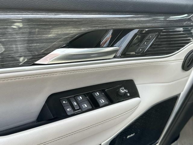 2022 Jeep Wagoneer Series III 4x4
