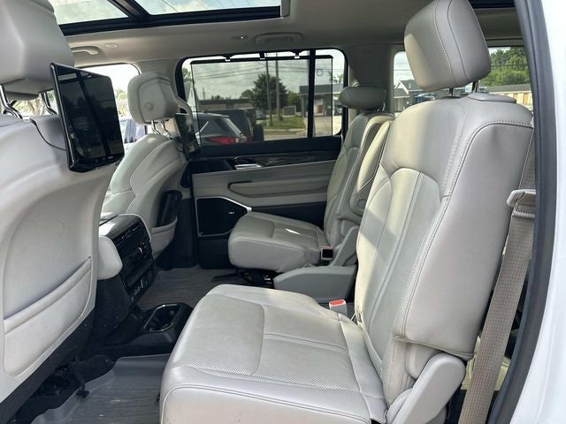 2022 Jeep Wagoneer Series III 4x4