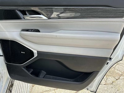 2022 Jeep Wagoneer Series III 4x4