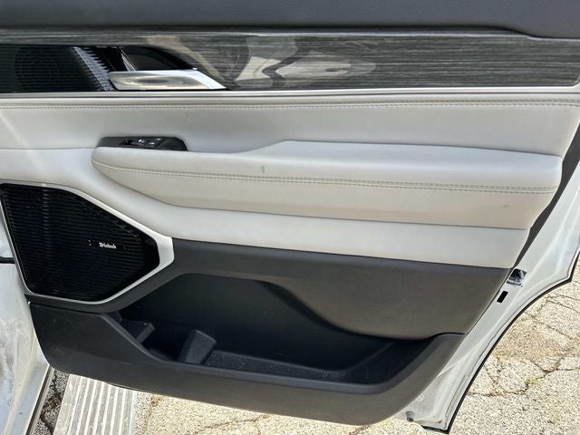 2022 Jeep Wagoneer Series III 4x4