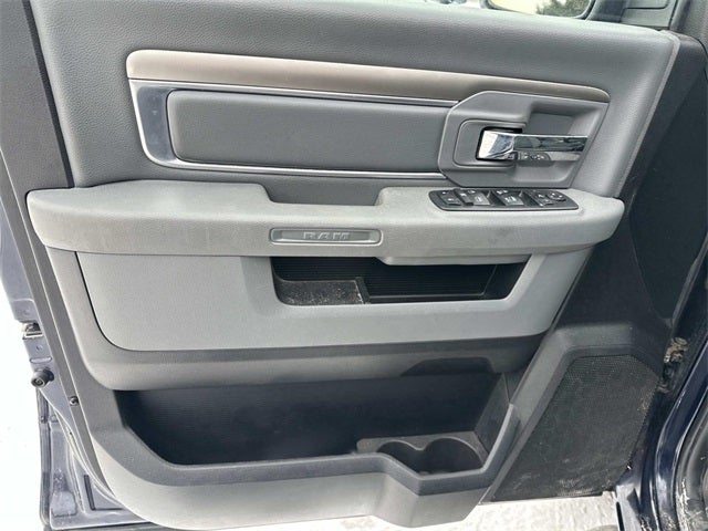 2018 RAM 1500 Big Horn Quad Cab 4x4 6'4' Box