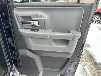 2018 RAM 1500 Big Horn Quad Cab 4x4 6'4' Box