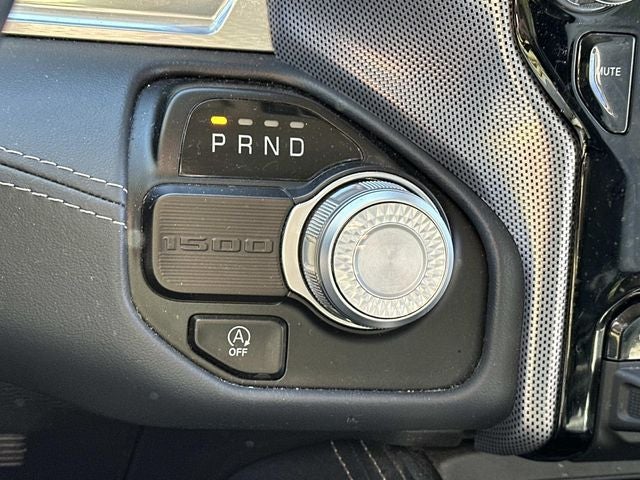 2023 RAM 1500 Limited Crew Cab 4x2 5'7' Box