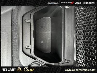 2025 RAM Ram 1500 RAM 1500 BIG HORN CREW CAB 4X4 5'7' BOX