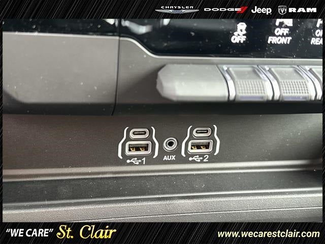 2025 RAM Ram 1500 RAM 1500 BIG HORN CREW CAB 4X4 5'7' BOX