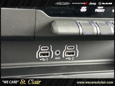 2025 RAM Ram 1500 RAM 1500 BIG HORN CREW CAB 4X4 5'7' BOX