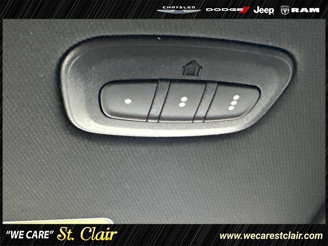 2025 RAM Ram 1500 RAM 1500 BIG HORN CREW CAB 4X4 5'7' BOX