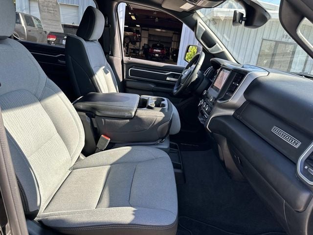 2024 RAM 1500 Big Horn Crew Cab 4x4 5'7' Box