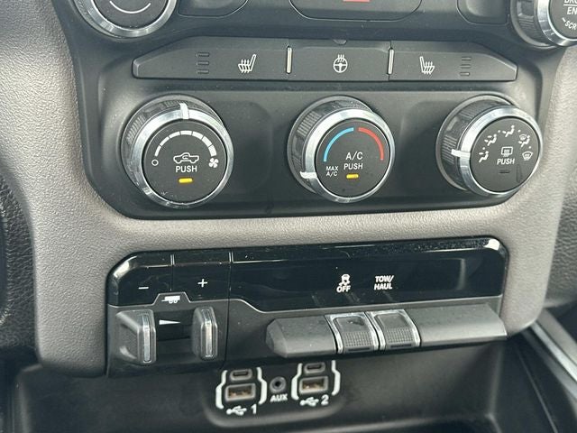 2024 RAM 1500 Big Horn Crew Cab 4x4 5'7' Box