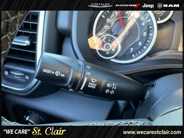 2025 RAM Ram 1500 RAM 1500 BIG HORN CREW CAB 4X4 5'7' BOX