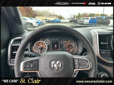 2025 RAM Ram 1500 RAM 1500 BIG HORN CREW CAB 4X4 5'7' BOX