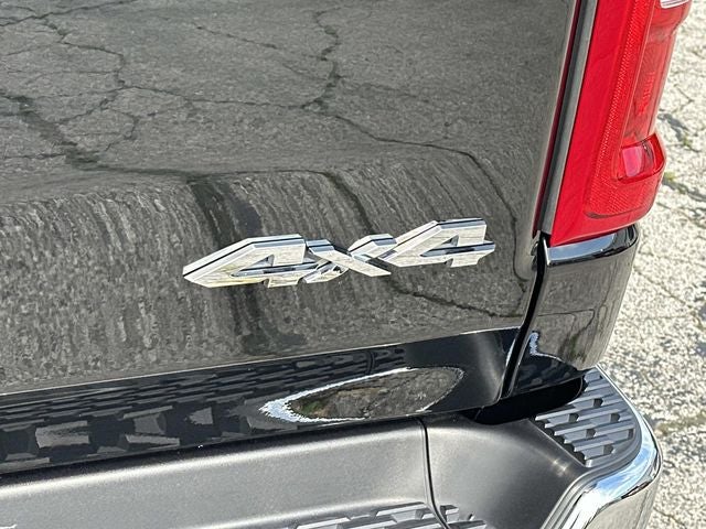 2025 RAM 1500 Big Horn Crew Cab 4x4 5'7' Box