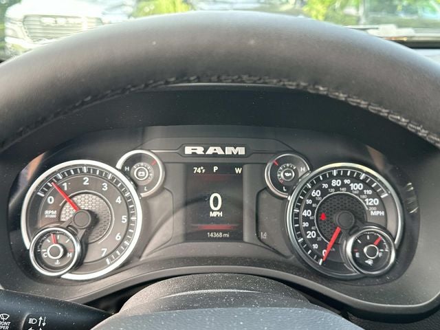 2025 RAM 1500 Big Horn Crew Cab 4x4 5'7' Box