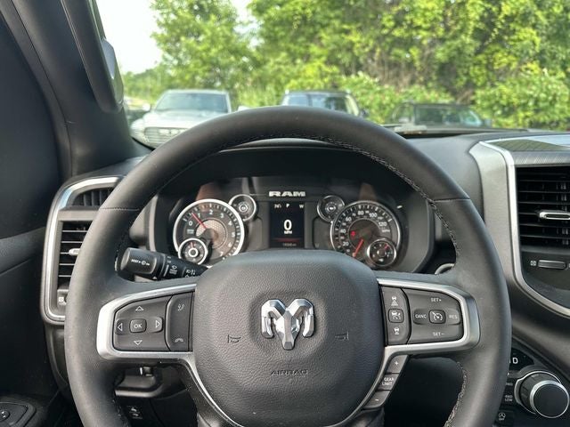 2025 RAM 1500 Big Horn Crew Cab 4x4 5'7' Box