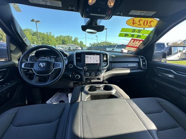 2024 RAM 1500 Big Horn Crew Cab 4x4 5'7' Box