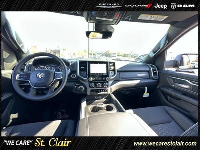 2025 RAM Ram 1500 RAM 1500 BIG HORN CREW CAB 4X4 5'7' BOX