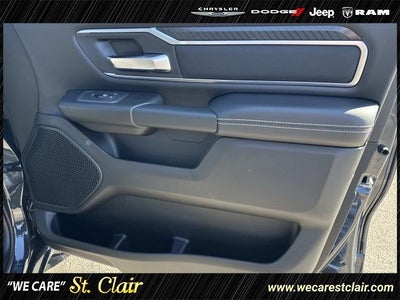 2025 RAM Ram 1500 RAM 1500 BIG HORN CREW CAB 4X4 5'7' BOX