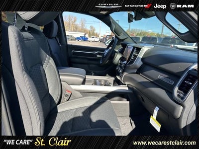 2025 RAM Ram 1500 RAM 1500 BIG HORN CREW CAB 4X4 5'7' BOX