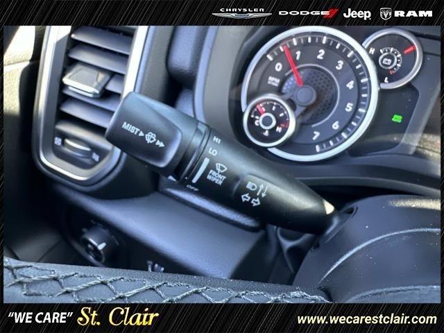 2025 RAM Ram 1500 RAM 1500 BIG HORN CREW CAB 4X4 5'7' BOX