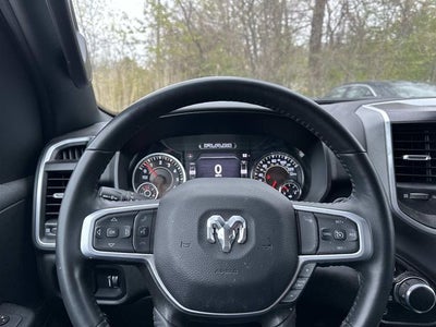 2024 RAM 1500 Big Horn Crew Cab 4x4 5'7' Box