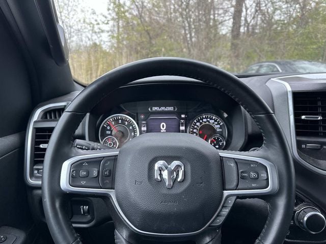 2024 RAM 1500 Big Horn Crew Cab 4x4 5'7' Box