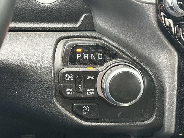 2024 RAM 1500 Big Horn Crew Cab 4x4 5'7' Box