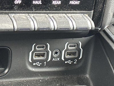 2024 RAM 1500 Big Horn Crew Cab 4x4 5'7' Box