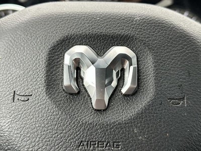 2024 RAM 1500 Big Horn Crew Cab 4x4 5'7' Box