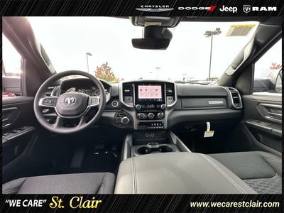 2025 RAM Ram 1500 RAM 1500 BIG HORN CREW CAB 4X4 5'7' BOX