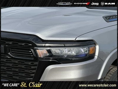 2025 RAM Ram 1500 RAM 1500 BIG HORN CREW CAB 4X4 5'7' BOX