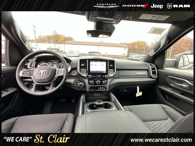 2025 RAM Ram 1500 RAM 1500 BIG HORN CREW CAB 4X4 5'7' BOX