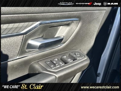 2025 RAM Ram 1500 RAM 1500 BIG HORN CREW CAB 4X4 5'7' BOX