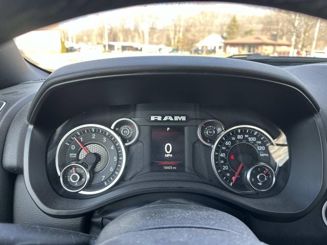 2025 RAM 1500 Big Horn Crew Cab 4x4 5'7' Box