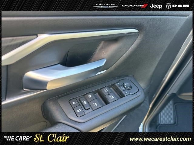 2025 RAM Ram 1500 RAM 1500 BIG HORN CREW CAB 4X4 5'7' BOX