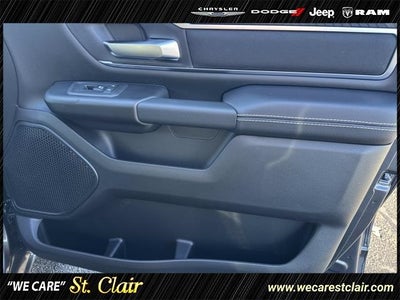 2025 RAM Ram 1500 RAM 1500 BIG HORN CREW CAB 4X4 5'7' BOX