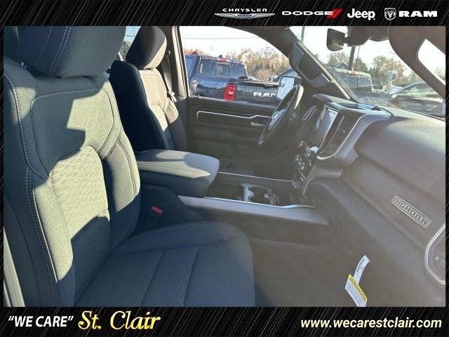 2025 RAM Ram 1500 RAM 1500 BIG HORN CREW CAB 4X4 5'7' BOX