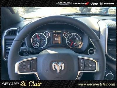 2025 RAM Ram 1500 RAM 1500 BIG HORN CREW CAB 4X4 5'7' BOX