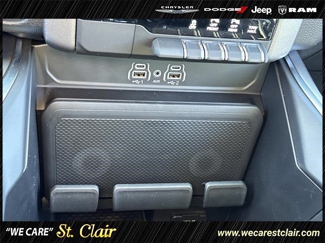 2025 RAM Ram 1500 RAM 1500 BIG HORN CREW CAB 4X4 5'7' BOX