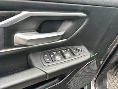 2021 RAM 1500 Big Horn Quad Cab 4x4 6'4' Box