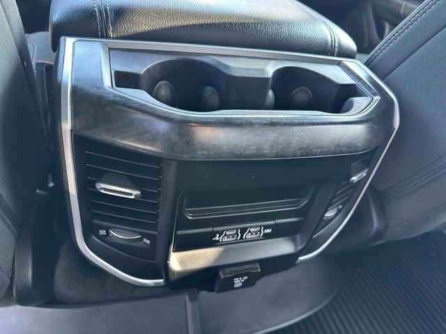 2020 RAM 1500 Big Horn Crew Cab 4x4 5'7' Box