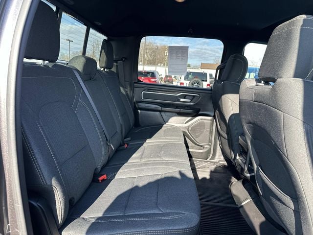 2020 RAM 1500 Big Horn Crew Cab 4x4 5'7' Box