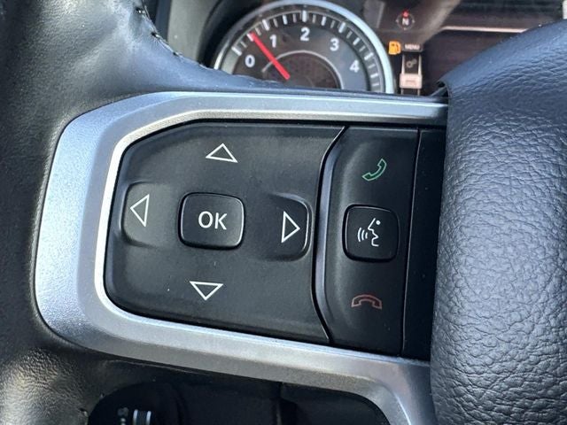 2020 RAM 1500 Big Horn Crew Cab 4x4 5'7' Box